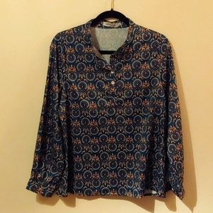 Patterned dress shirt